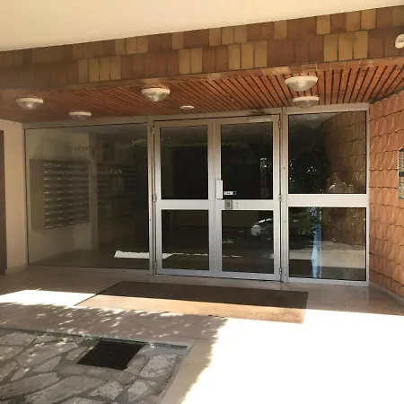 Nauzan Διαμέρισμα